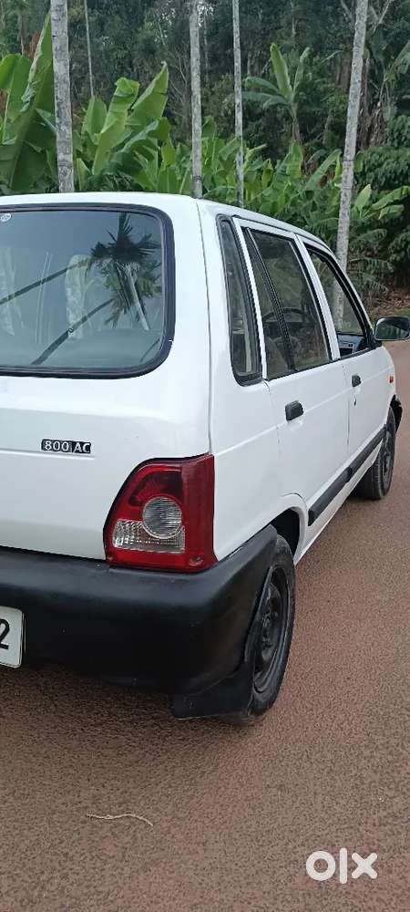 Maruti Suzuki 800 2010