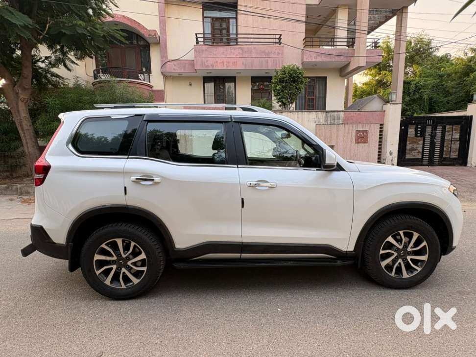 Mahindra Scorpio N Z8 L Petrol At 7 Str, 2023, Petrol