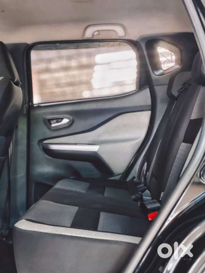 Nissan Magnite 1.0 Xv, 2023, Petrol