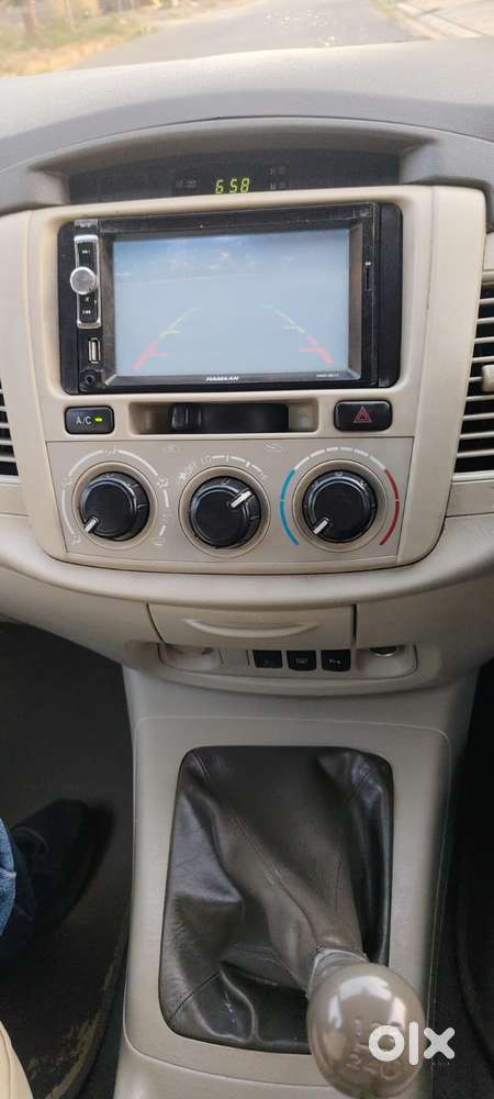 Toyota Innova 2.5 Gx 7 Seater Bs Iv, 2014, Diesel