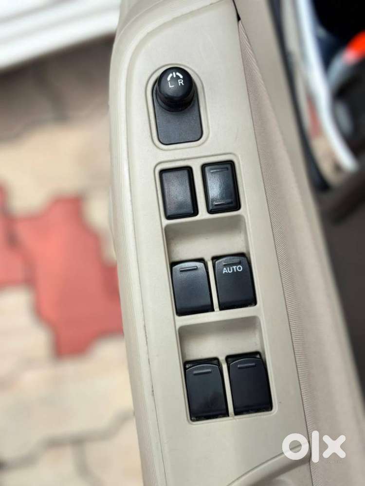 Maruti Suzuki Dzire 1.2 Vxi, 2019, Petrol