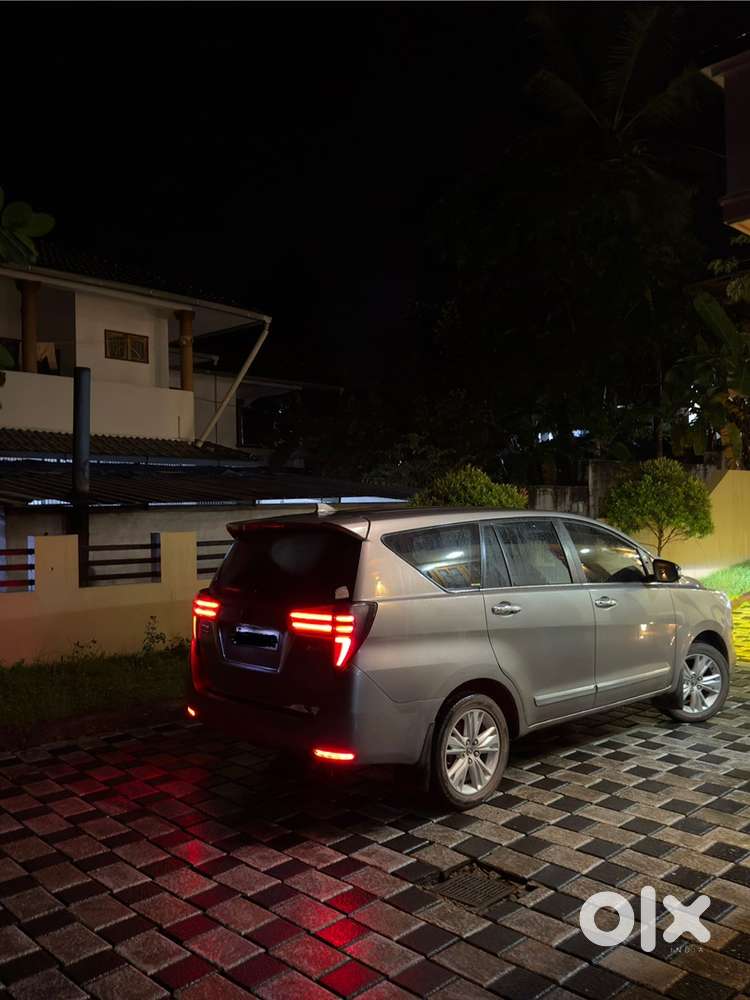 Toyota Innova Crysta 2018