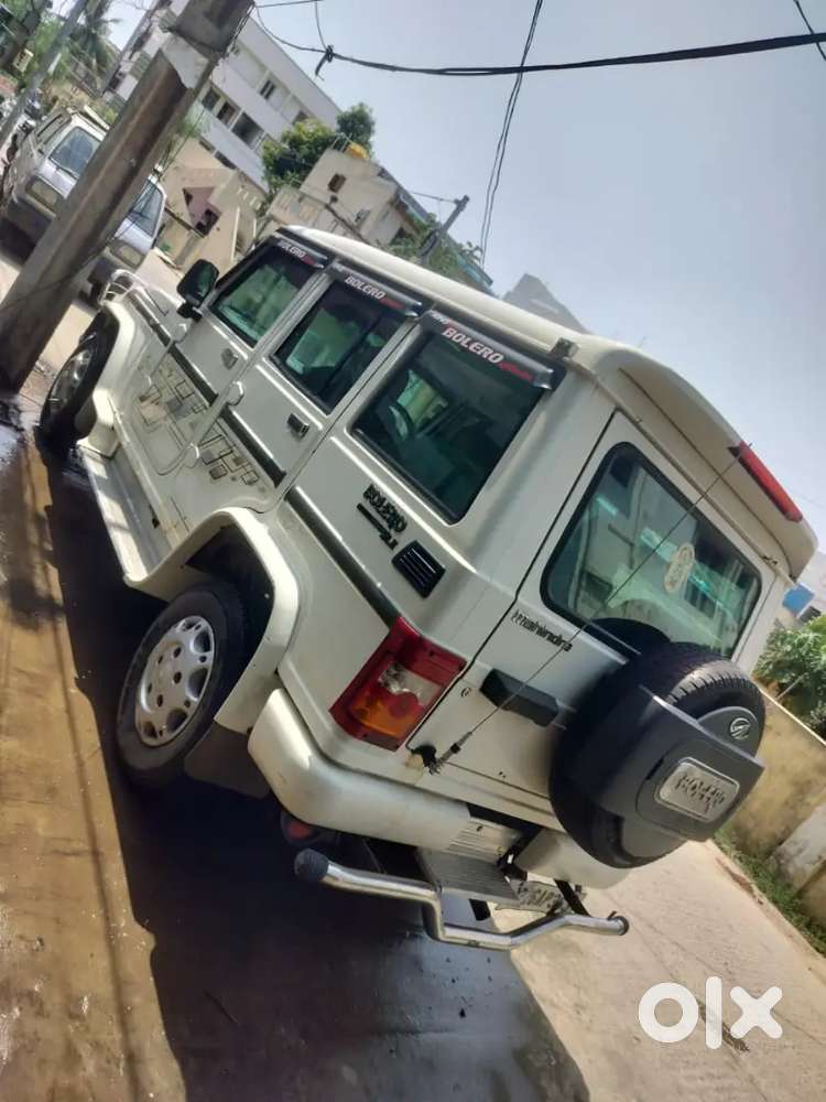 Mahindra Bolero 2012
