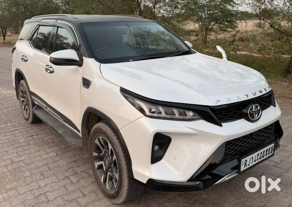 Toyota Fortuner Legender 2021