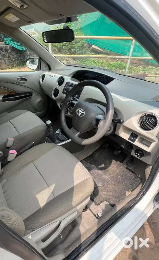 Toyota Etios Liva 2015 Diesel Well Maintained