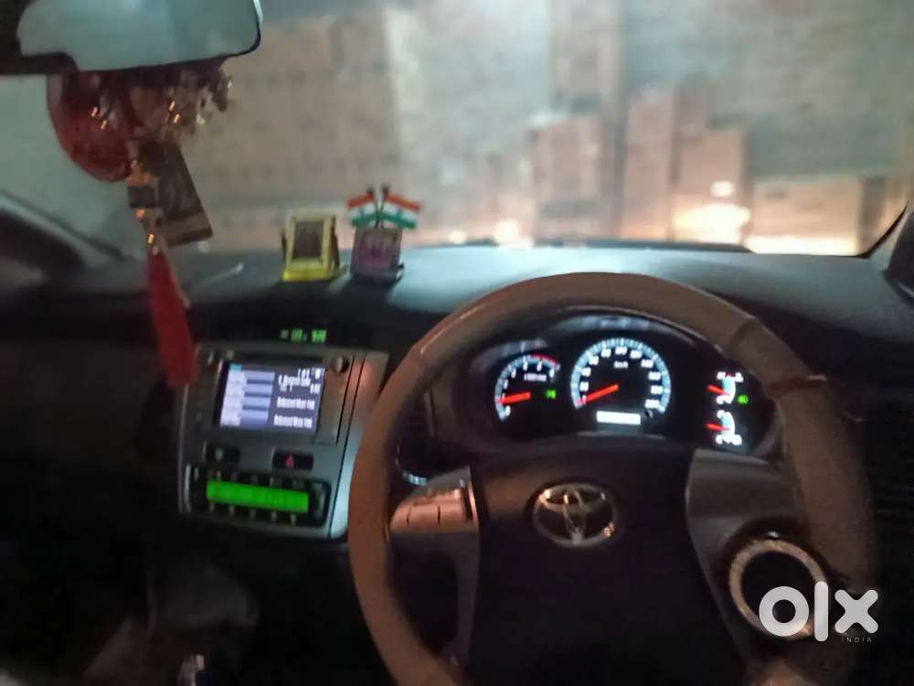 Toyota Innova 2015 Diesel Well Maintained