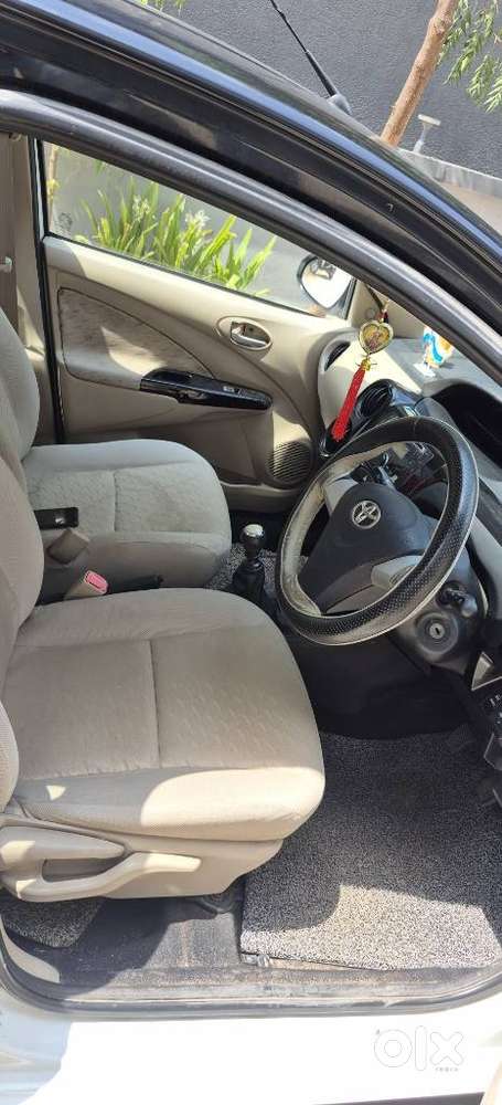 Toyota Etios Liva 1.4 Vxd Dual Tone, 2017, Diesel