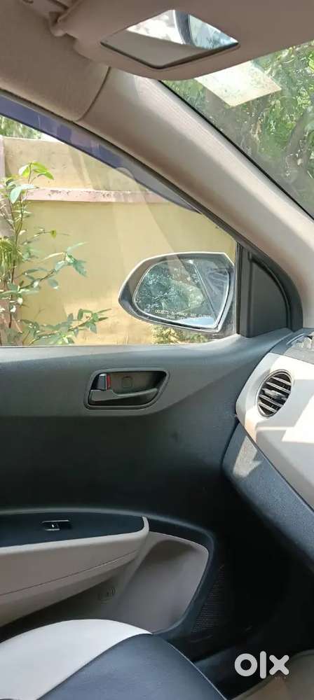 Hyundai Grand I10 2016 Petrol 29000 Km Driven
