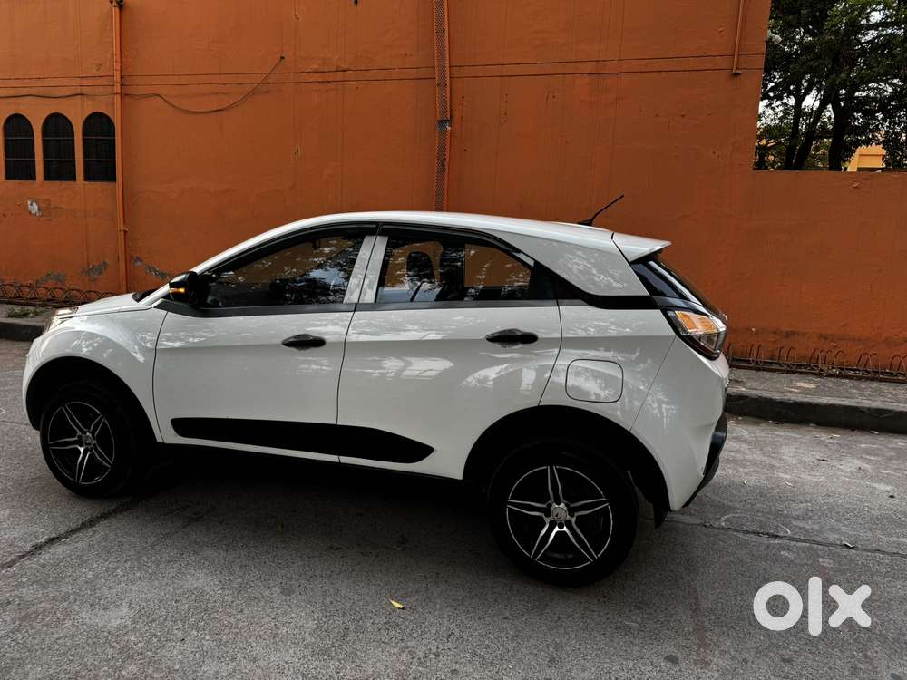 Tata Nexon 1.2 Revotron Xm, 2019, Diesel