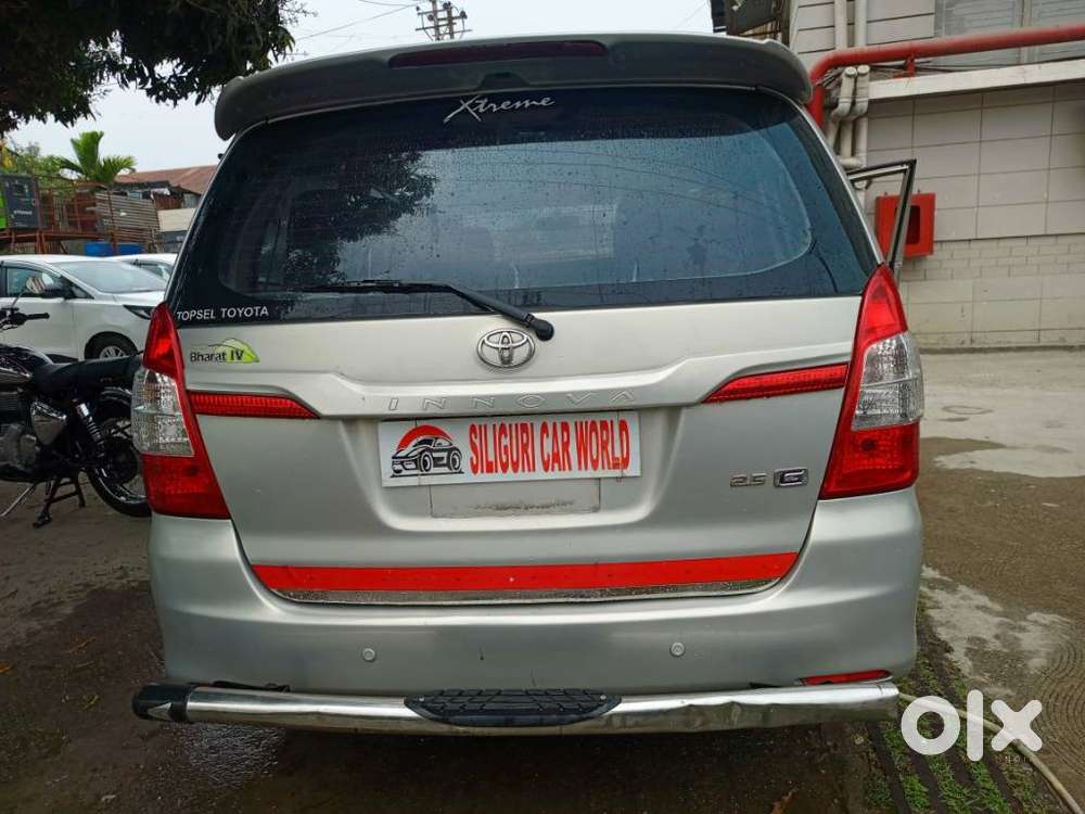 Toyota Innova 2.5 G (diesel) 8 Seater Bs Iv, 2015, Diesel