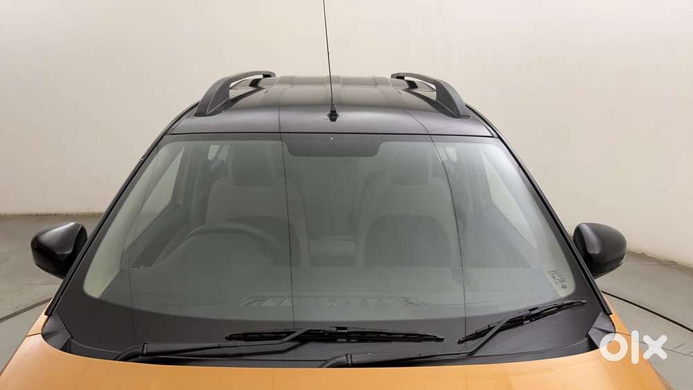 Renault Triber 1.0 Rxz Dual Tone, 2022, Petrol