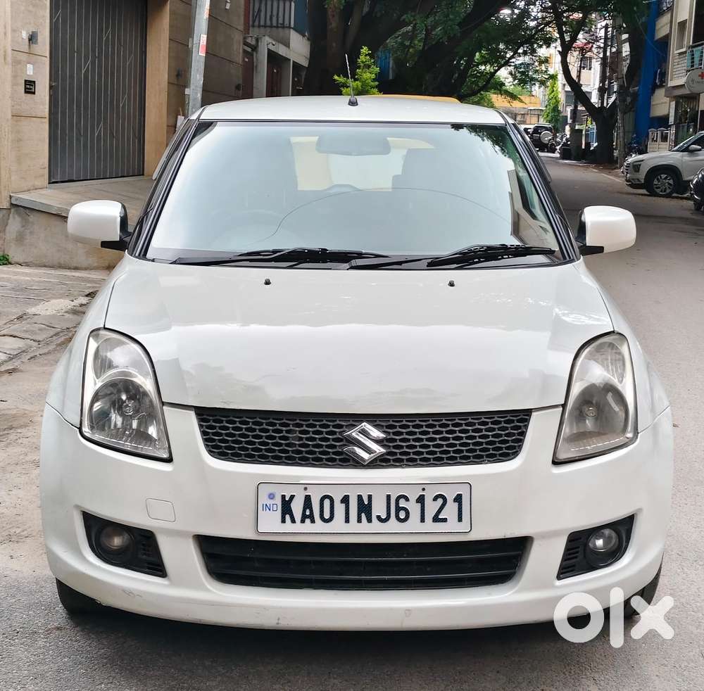 Maruti Suzuki Swift Vxi Optional, 2011, Petrol