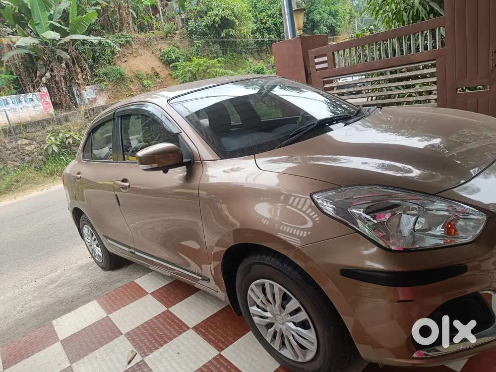 Maruti Suzuki Dzire 2022 Petrol 19909 Km Driven, Single Owner