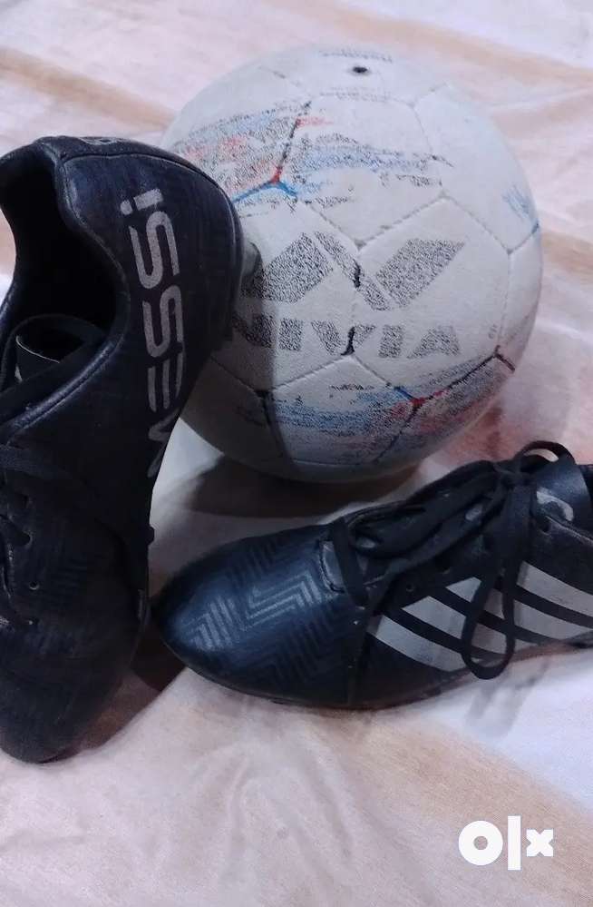 Gbg on sale football shoes