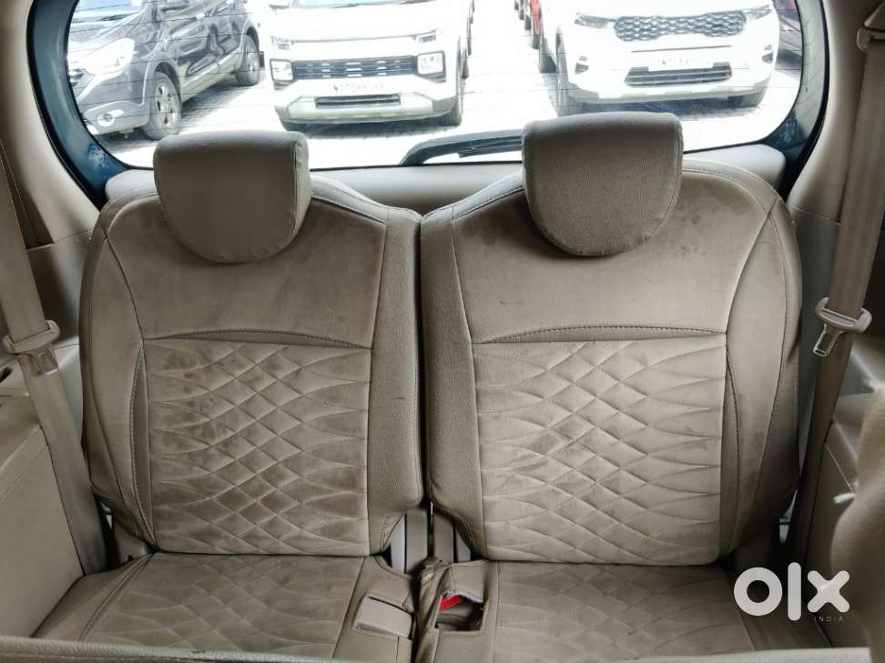 Maruti Suzuki Ertiga Zxi Plus , 2017, Petrol