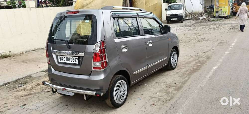 Maruti Suzuki Wagon R Vxi 1.0, 2018, Petrol