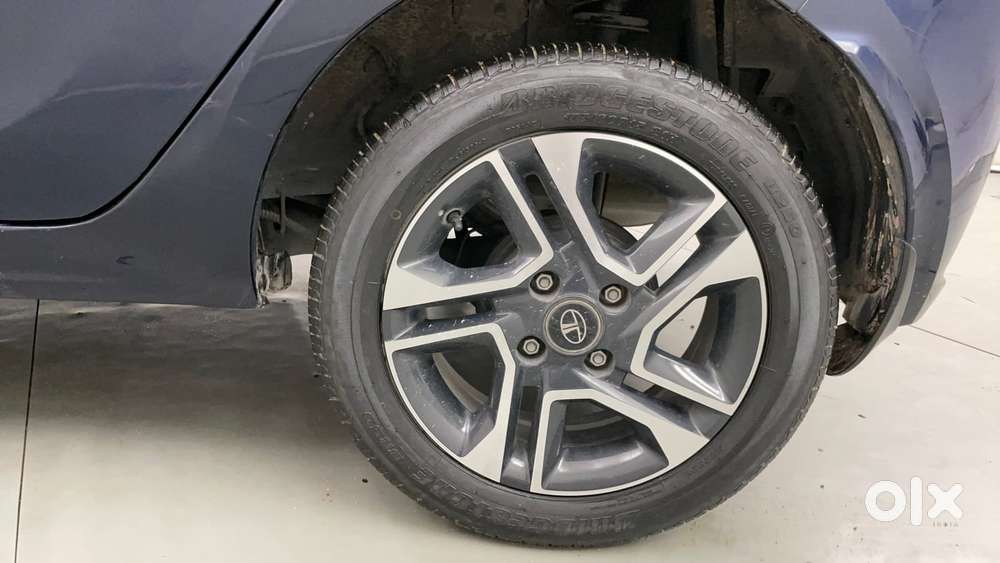 Tata Tiago Xza Plus, 2022, Petrol
