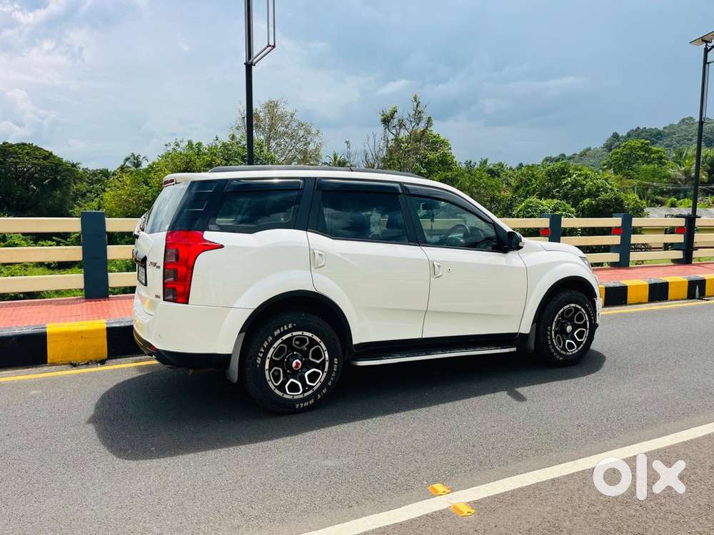 Mahindra Xuv500 2016 Diesel (nri Used Clean Piece)
