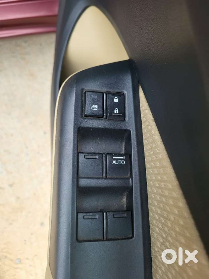 Honda City I-vtec V, 2018, Petrol