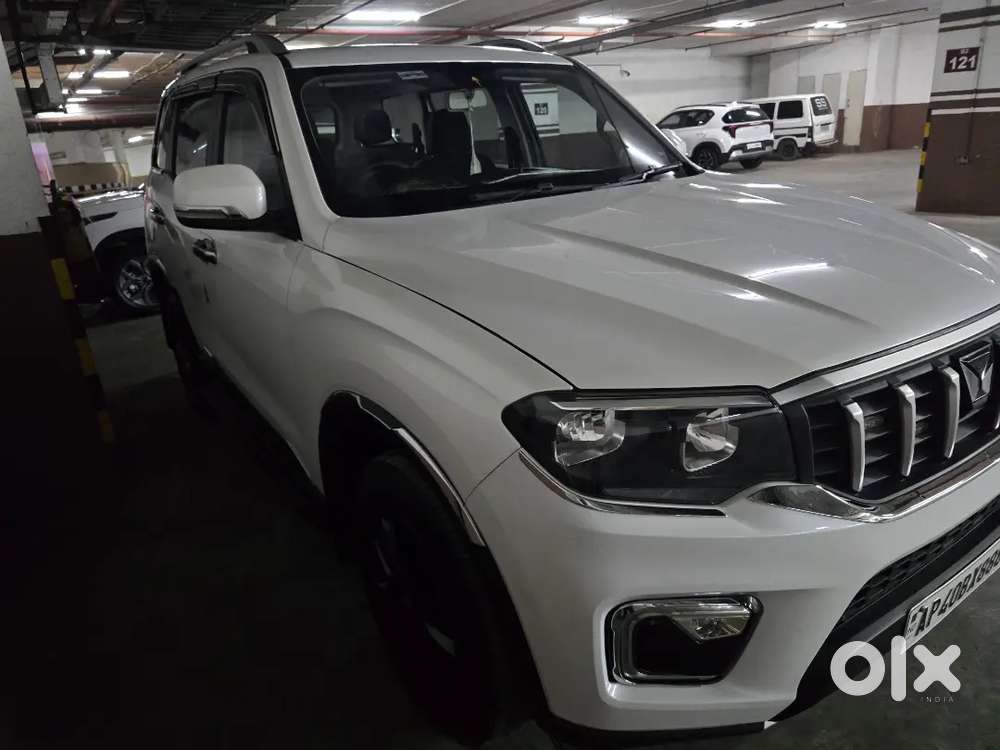 Mahindra Scorpio-n Z6 2024 Diesel Auto