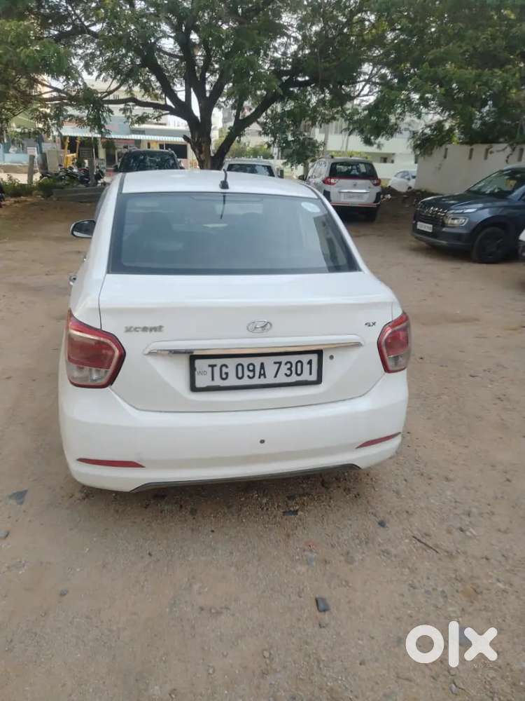Hyundai Xcent 2017 Diesel 100000 Km Driven