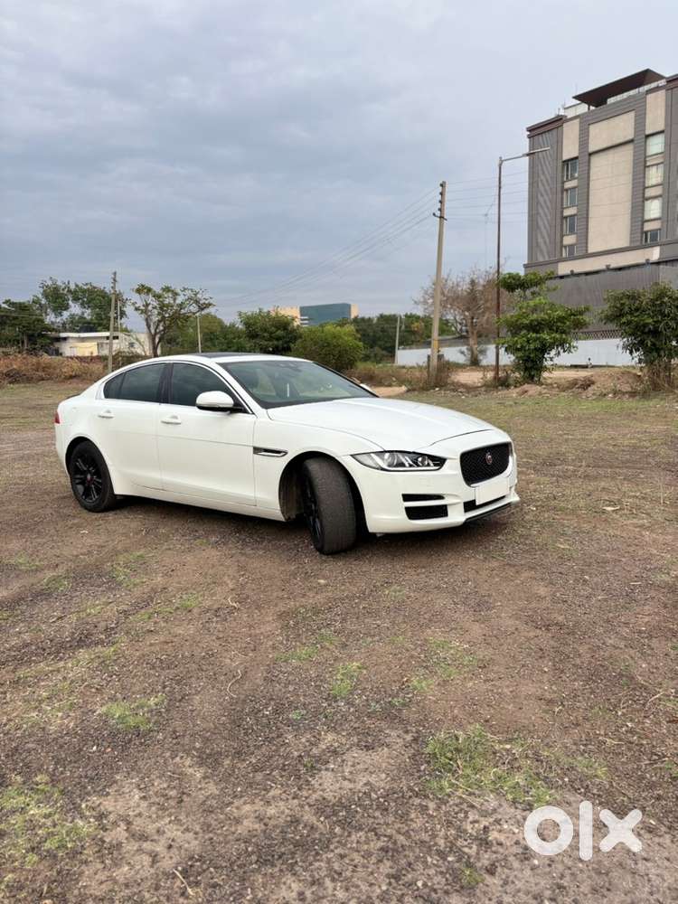 Jaguar Xe 2018