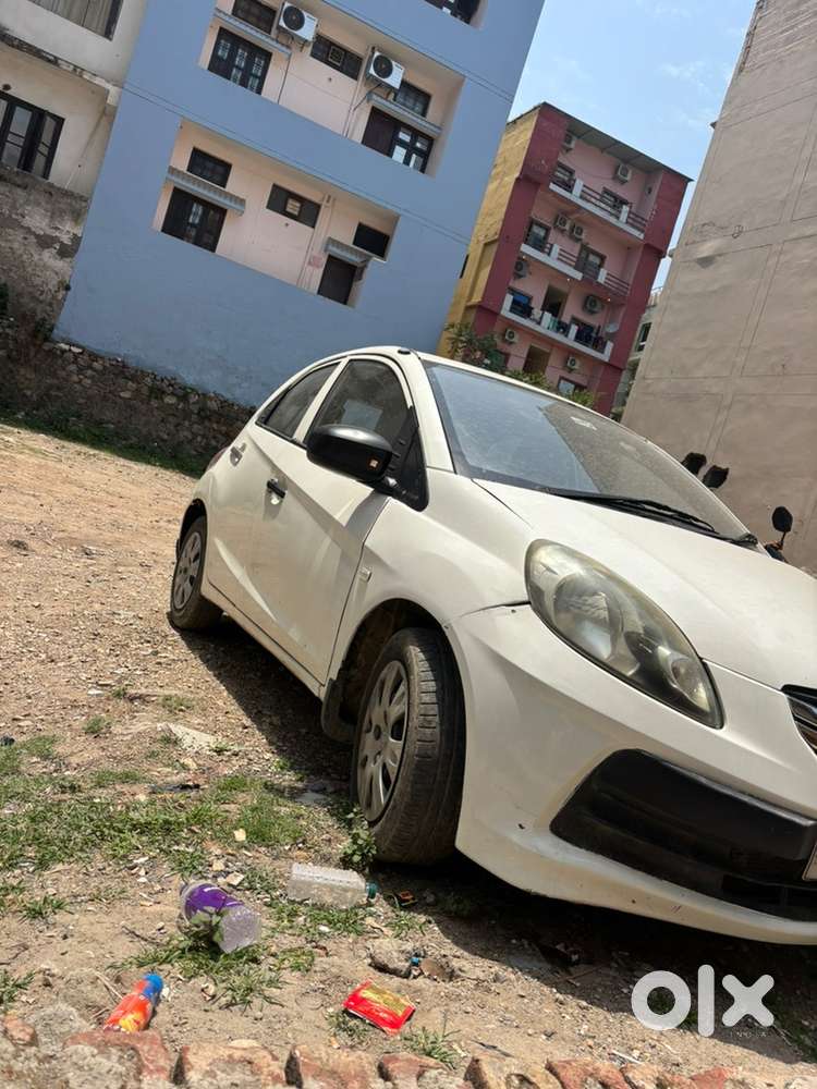 Honda Brio Petrol 76000 Km Driven