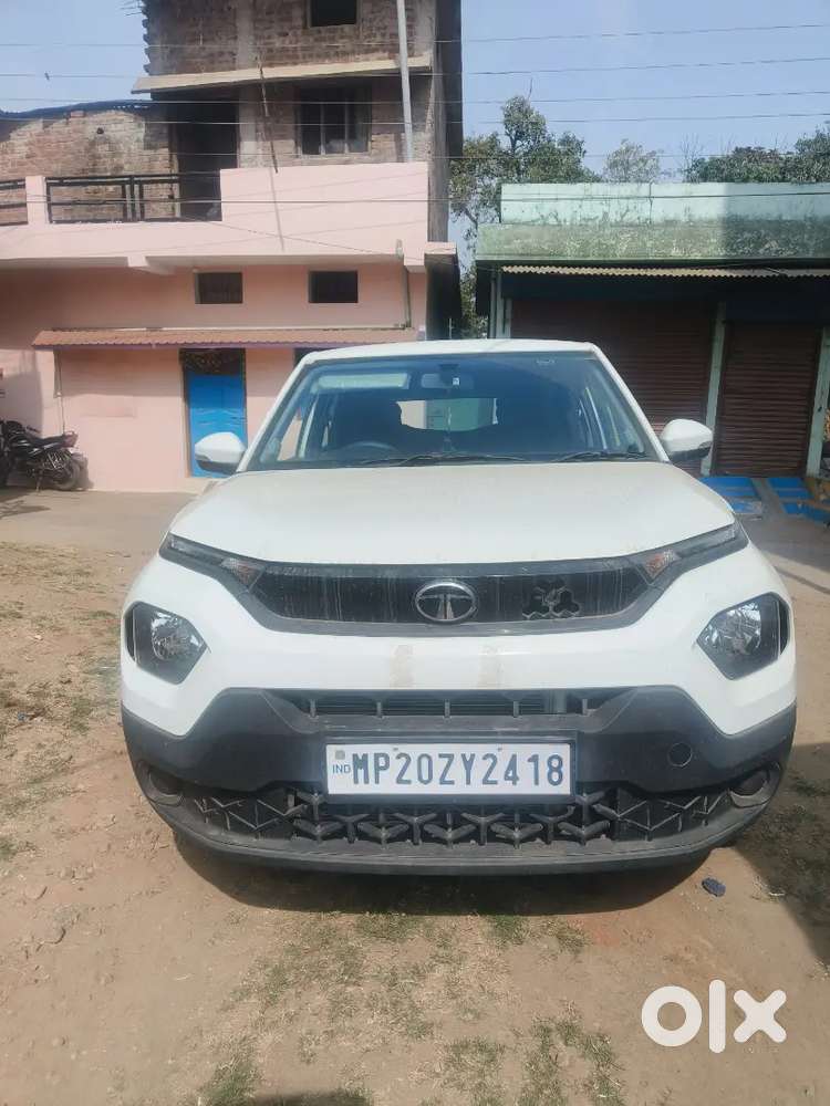 Tata Punch 2025 Petrol Well Maintained