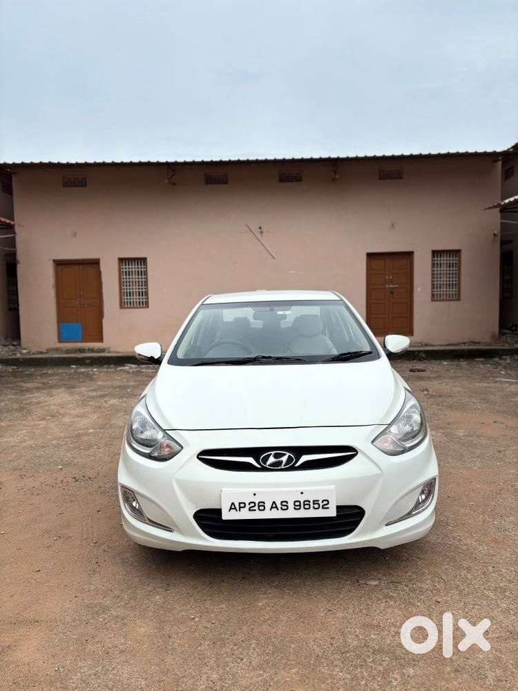 Hyundai Verna Crdi Vgt Sx 1.5, 2013, Diesel