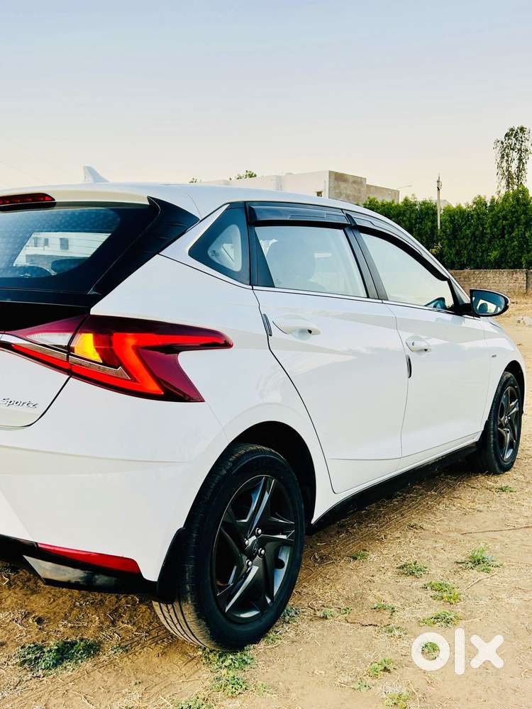 Hyundai New I20 1.2 Sportz Ivt, 2023, Petrol