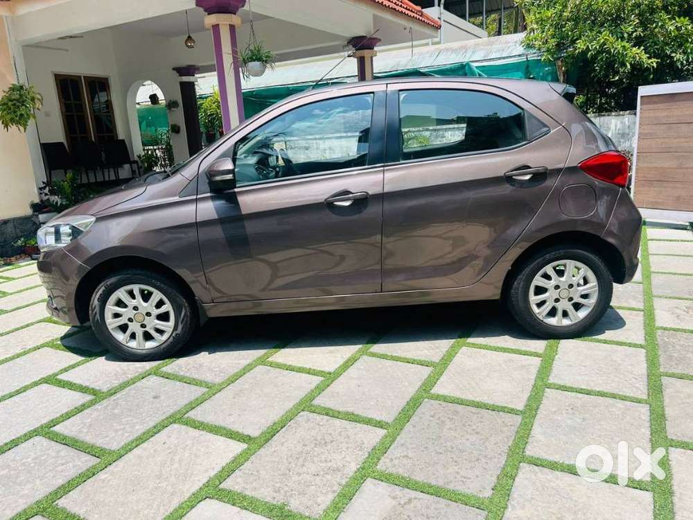 Tata Tiago 1.2 Revotron Xza, 2018, Petrol