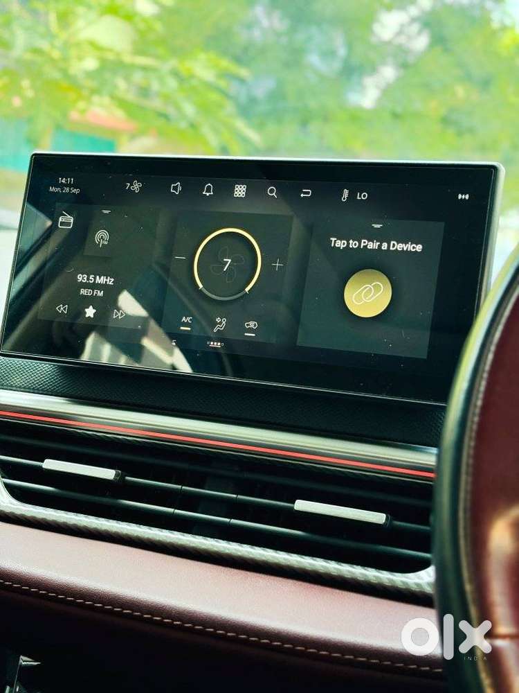 Tata Curvv Accomplished Plus A 1.2 Hyperion Gdi Petrol 6mt, 2025, Pe..
