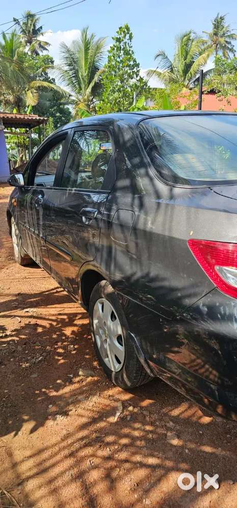 Honda City 2005 Petrol Well Maintained