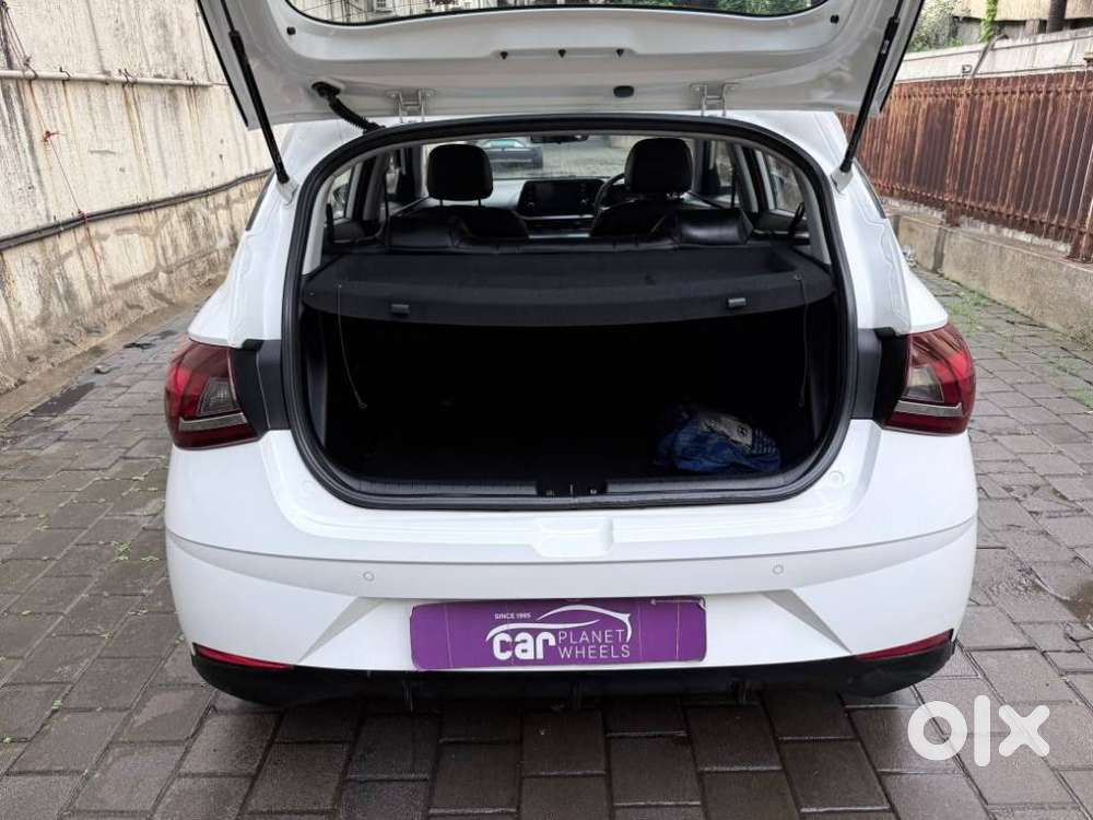 Hyundai I20 Sportz 1.2 Ivt, 2023, Petrol