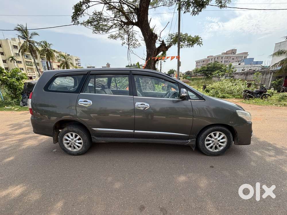 Toyota Innova 2.5 Vx 8 Str, 2014, Diesel