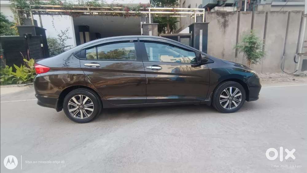 Honda City V Mt, 2018, Petrol