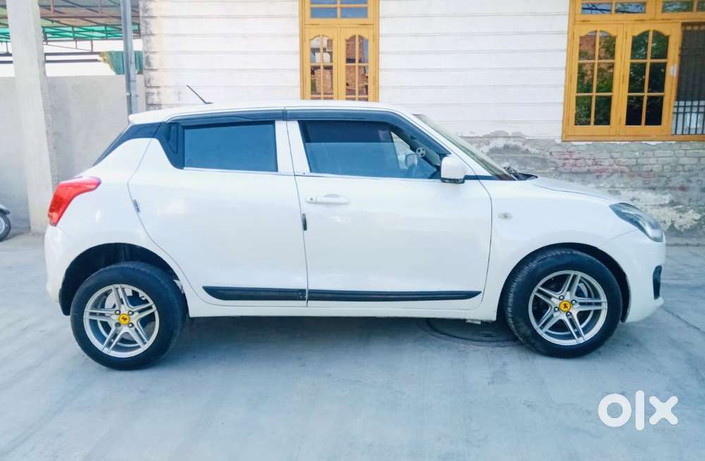 Maruti Suzuki Swift, 2020, Petrol