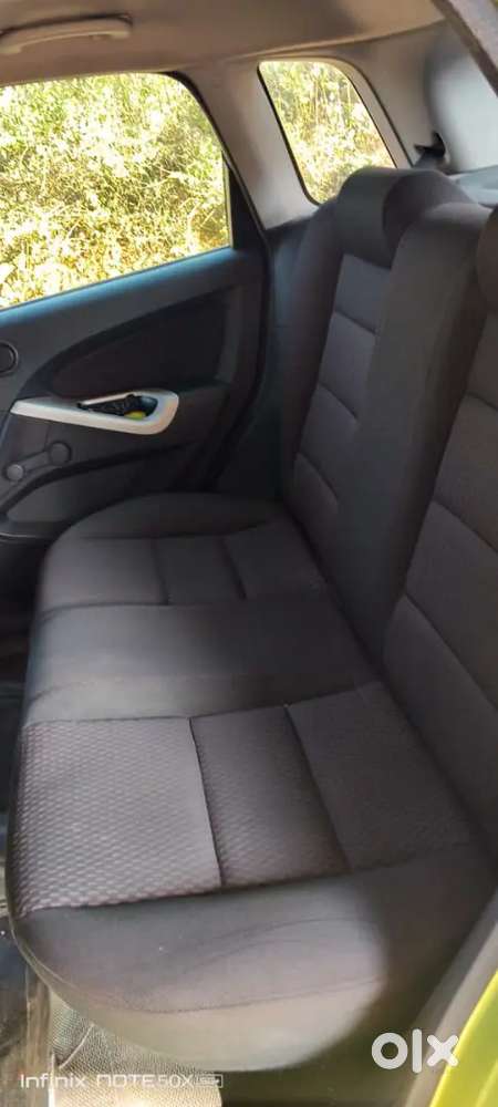 Ford Figo 2010 Petrol 75000 Km Driven