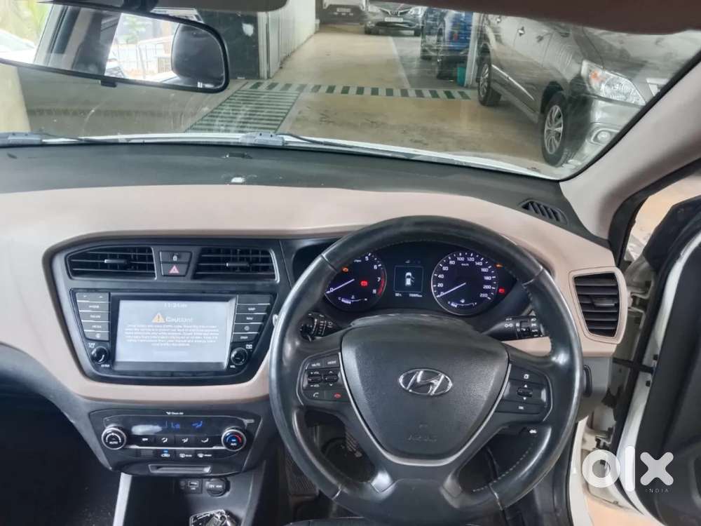 Hyundai Elite I20 Asta Option, 2017, Petrol