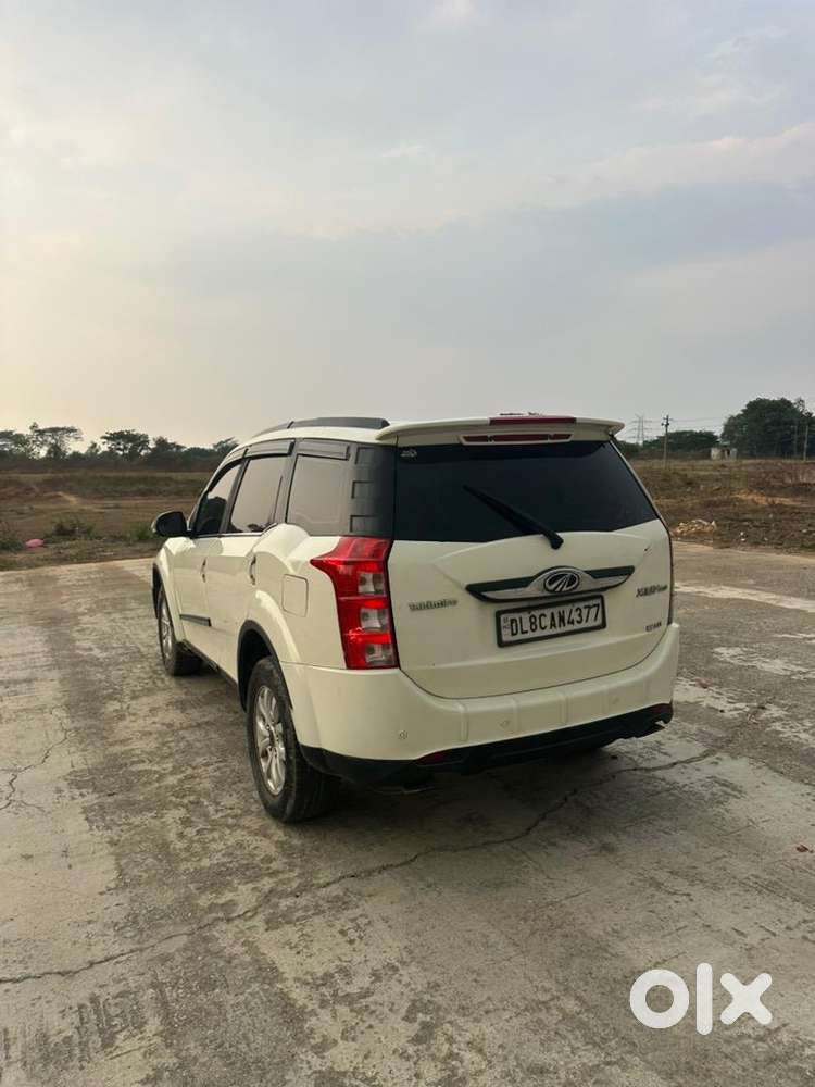 Mahindra Xuv500 2016 Diesel 110000 Km Driven