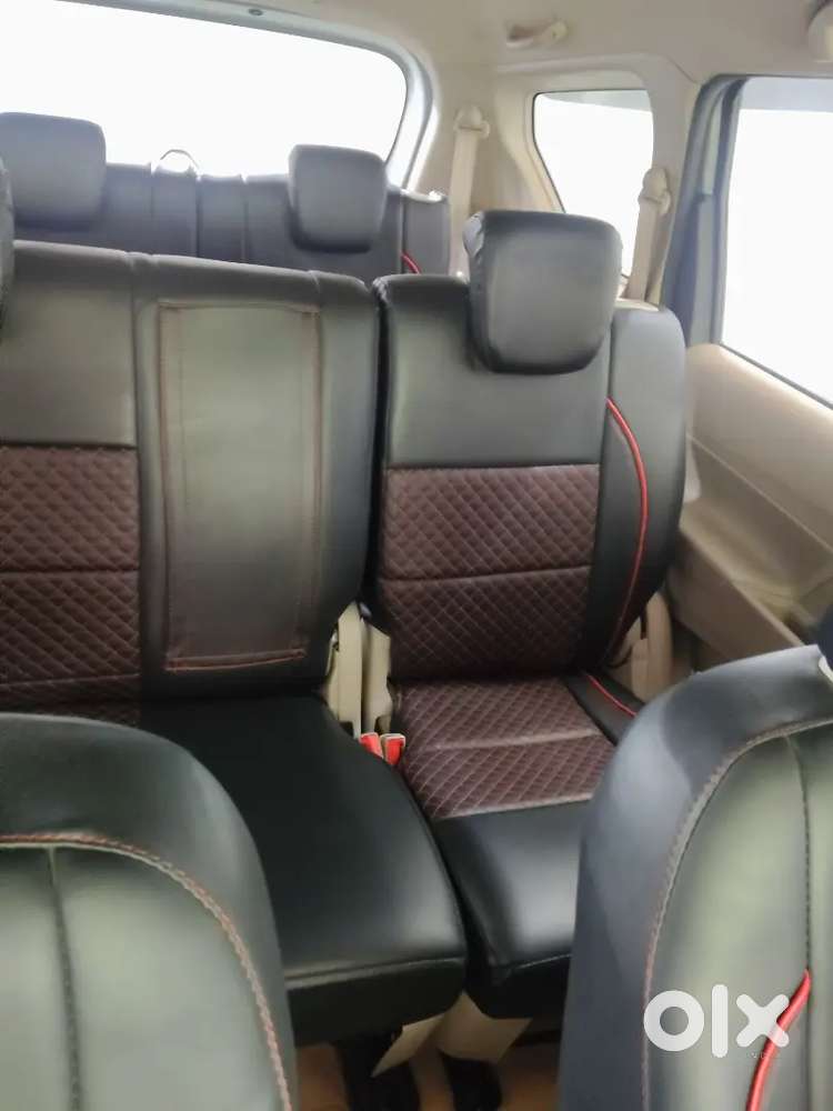 Maruti Suzuki Ertiga Vxi 2026