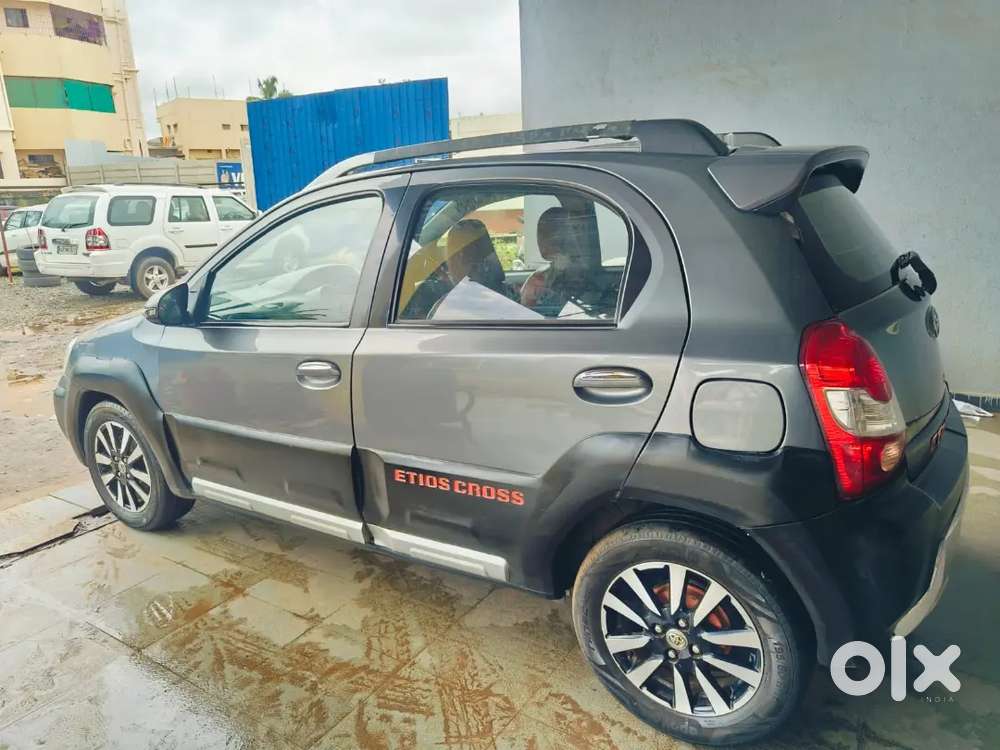 Toyota Etios Cross 2015 Diesel Good Condition
