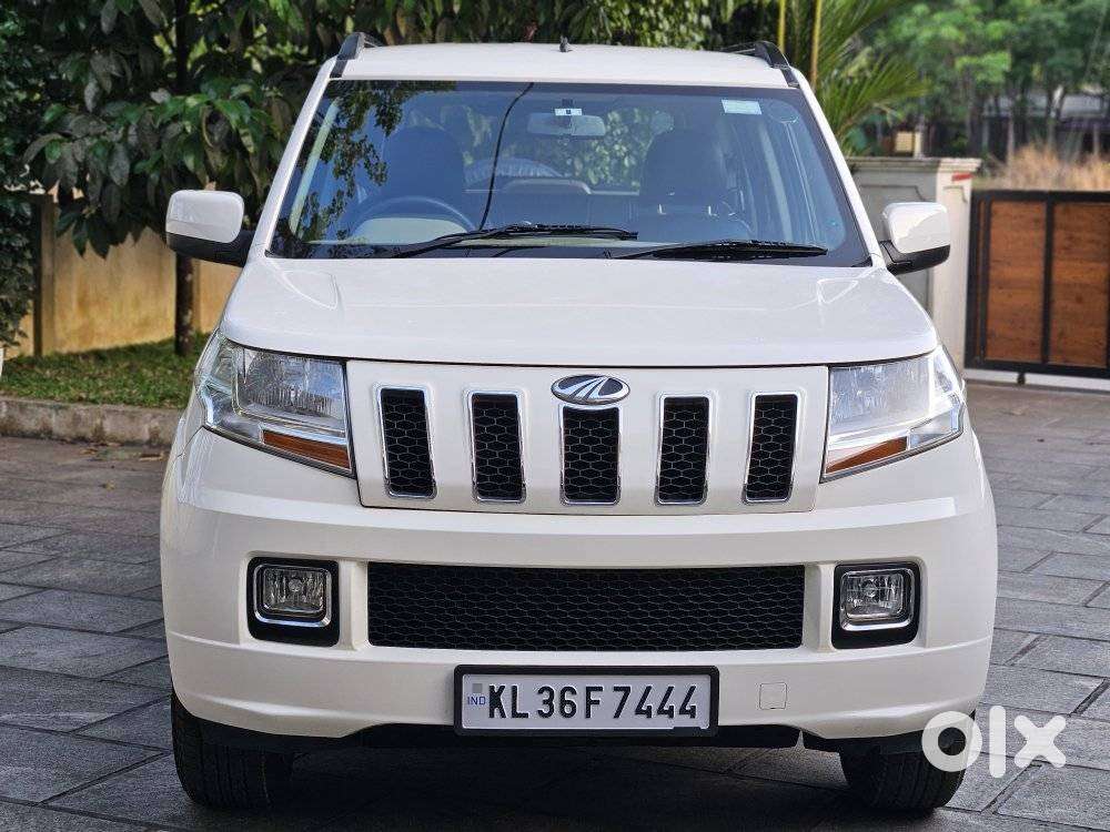 Mahindra Tuv 300 T8 Amt, 2017, Diesel