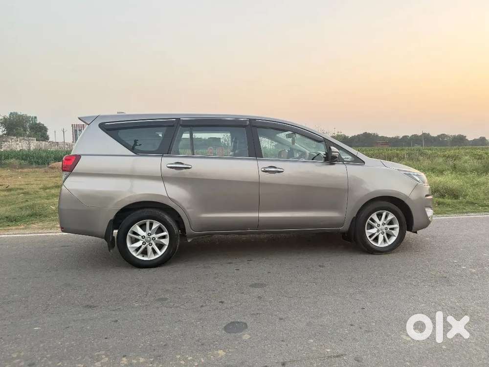 Toyota Innova Crysta 2017 Diesel 190000 Km Driven