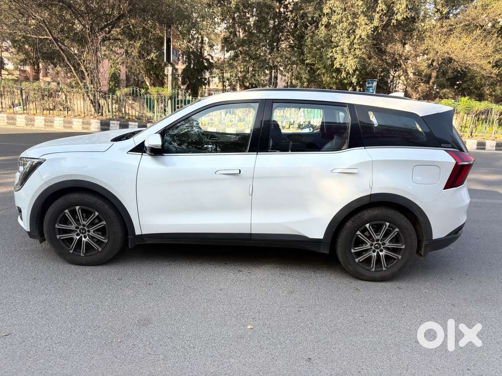 Mahindra Xuv700 Ax7l 6 Str At, 2023, Diesel