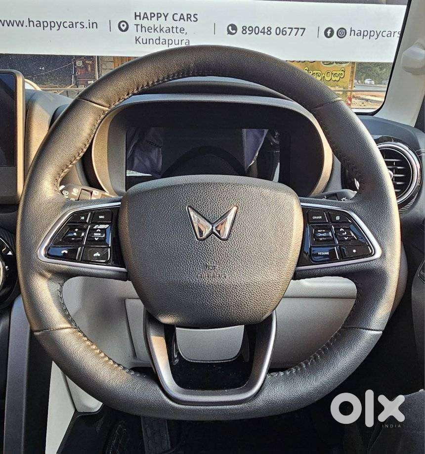 Mahindra Thar Roxx Ax7l Rwd Diesel At, 2025, Diesel