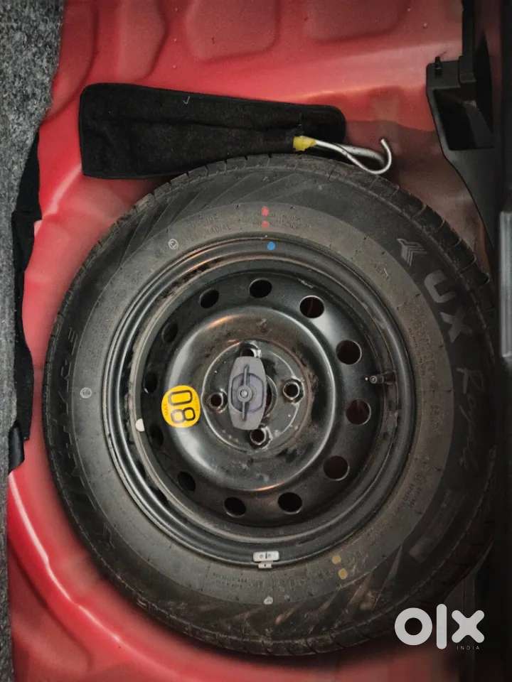 Maruti Suzuki Swift 1.3 ZXI, 2021, Petrol