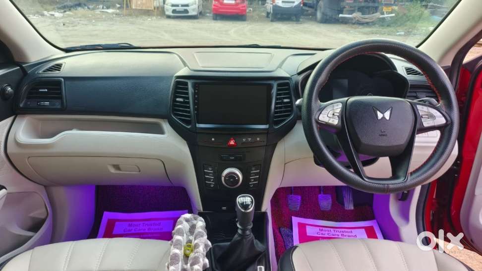 Mahindra Xuv300 W4, 2022, Petrol