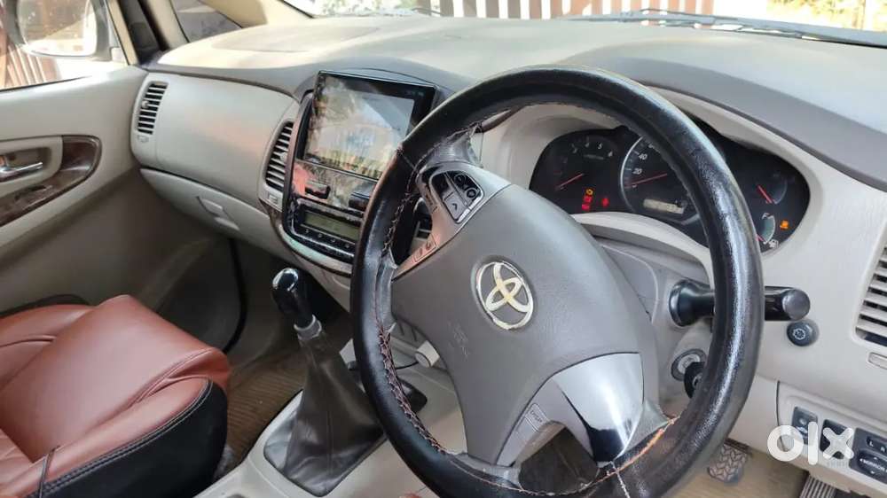 Toyota Innova Diesel 2012