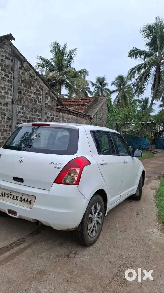 Maruti Suzuki Swift 2010 Vdi Bsiv